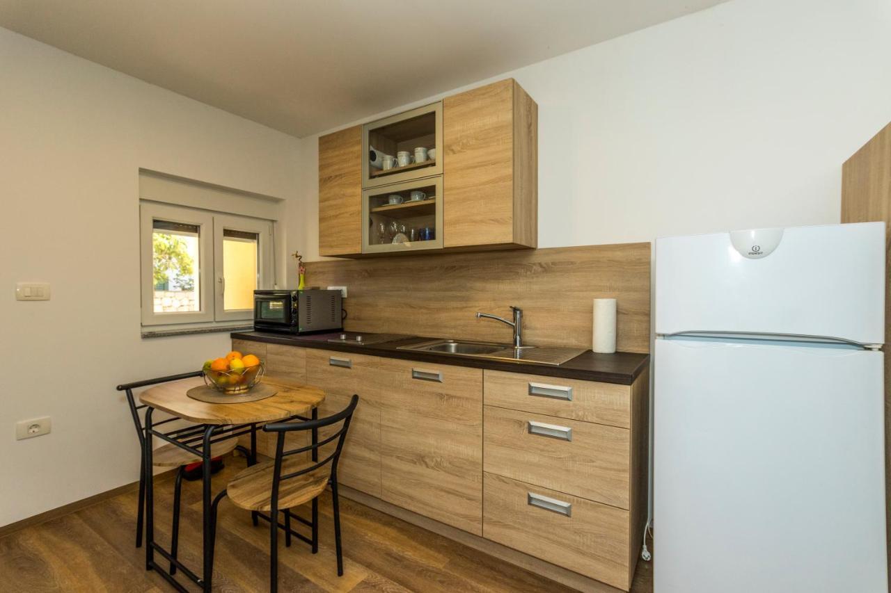 No Stress Apartment Grebastica Luaran gambar
