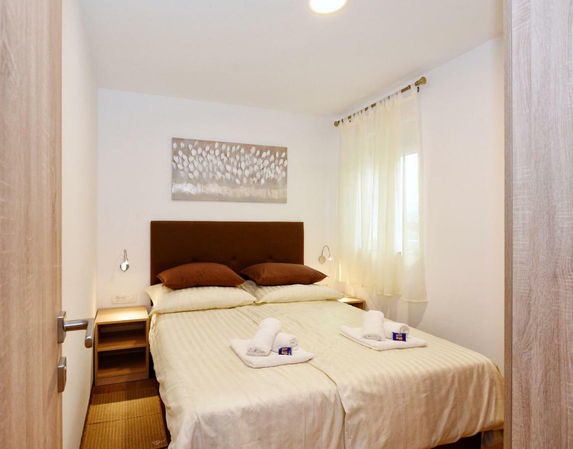 No Stress Apartment Grebastica Luaran gambar